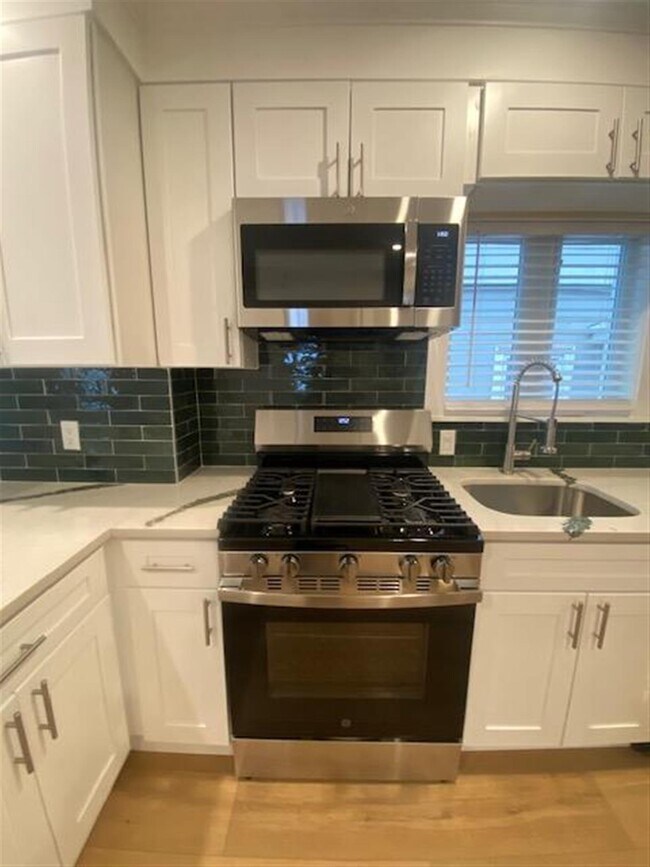 Foto del edificio - 67 Newbern Ave