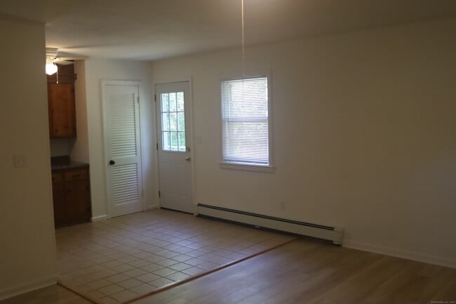 Building Photo - 29 Wildwood Park Rd