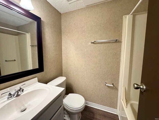 Foto del edificio - 3126 S Acadia Ct