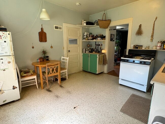 Foto del edificio - 837 Otto St