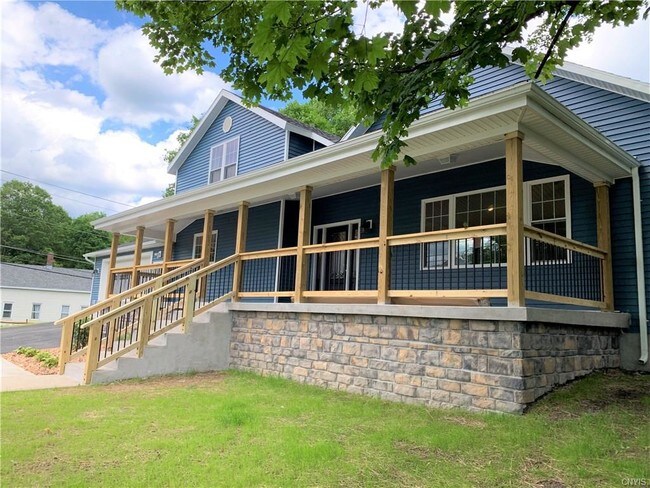 Foto del edificio - 9112 Thomas Rd