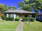 Primary Photo - 3 br, 2 bath House - 411 Main St