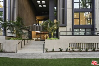 Building Photo - 350 N Palm Dr