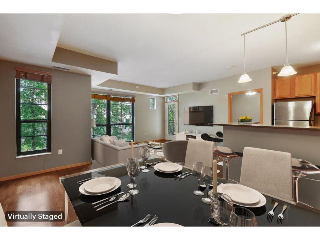 Foto principal - 2565 Franklin Ave