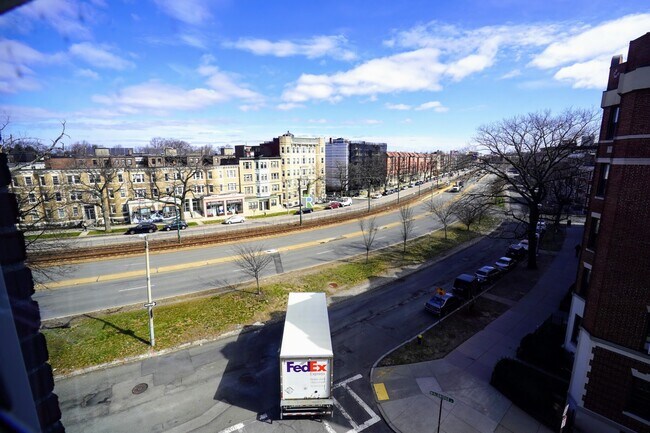 Building Photo - 1350 Commonwealth Ave