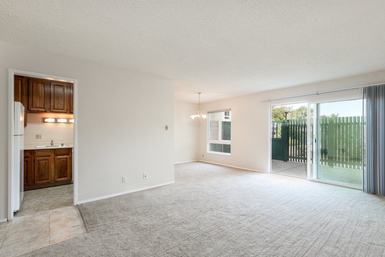 Foto principal - 802 N Delaware St