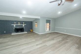 Building Photo - 7206 La Granada Dr