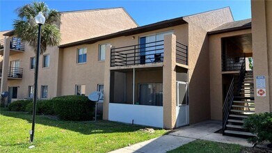 Building Photo - 5219 Via Hacienda Cir