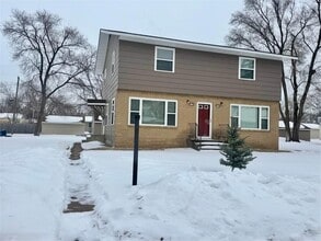 Building Photo - 1132 33rd Ave N