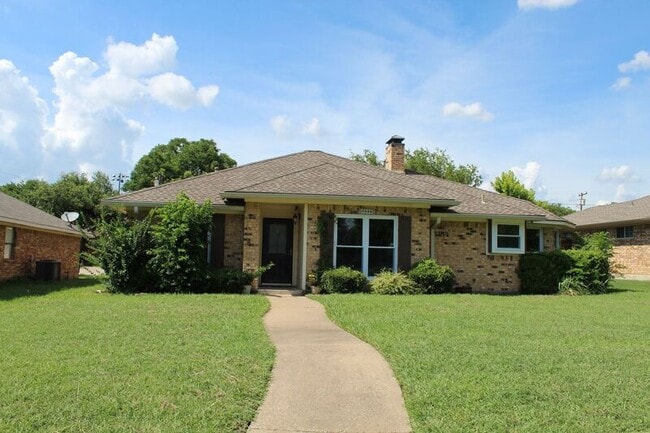 Photo - 7838 Williams Ave House