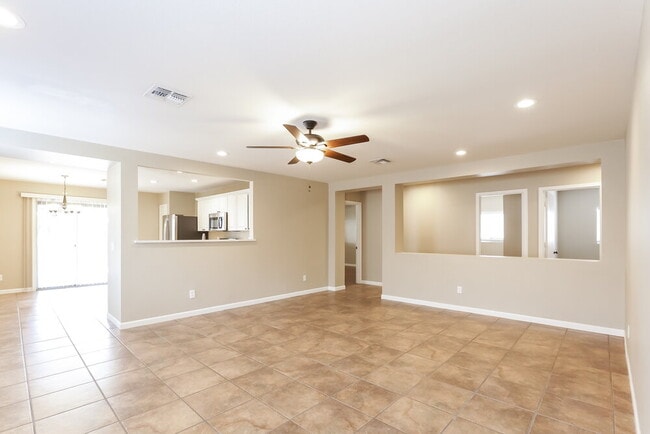 Foto del edificio - 11818 W Corrine Dr