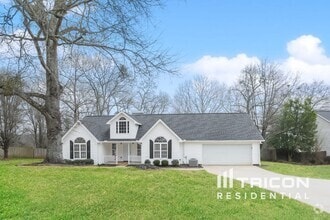 Building Photo - 1512 Riverglen Dr