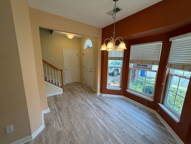 Foto del edificio - 232 Hadley Commons Dr