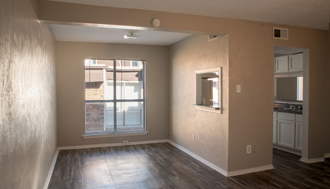 Building Photo - Sierra Hermosa Apartment Homes