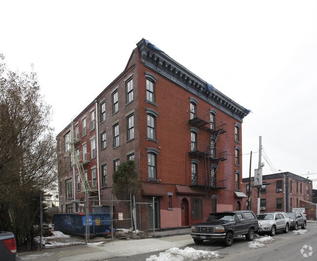 Foto del edificio - 62 Green St