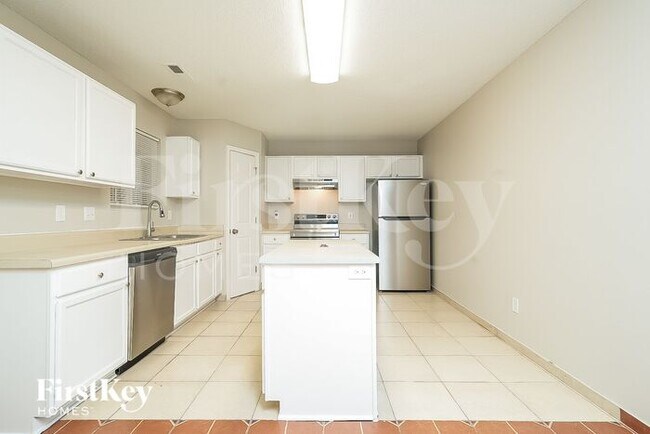 Foto del edificio - 5701 Yachtsman Ct