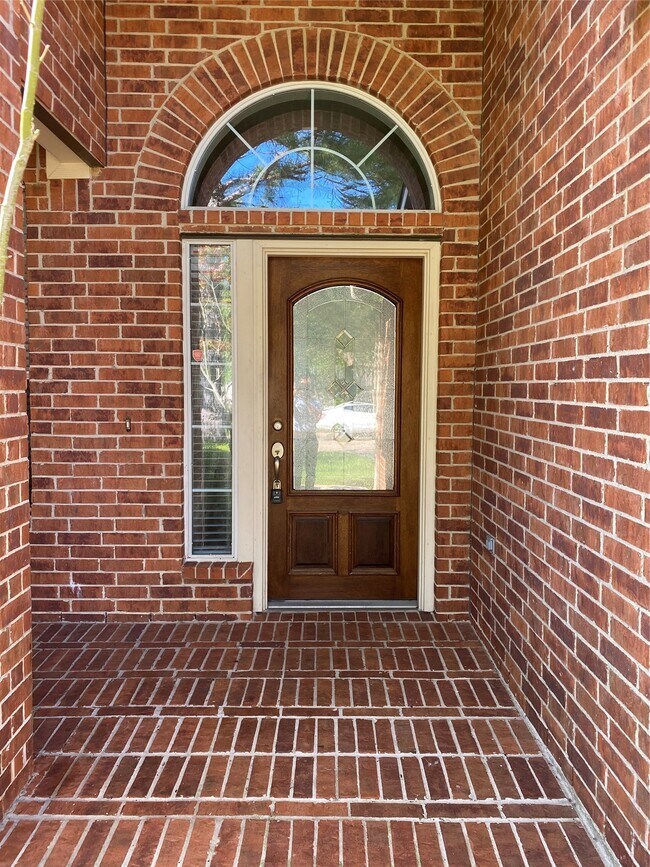 Foto del edificio - 18207 Linden Forest Ln