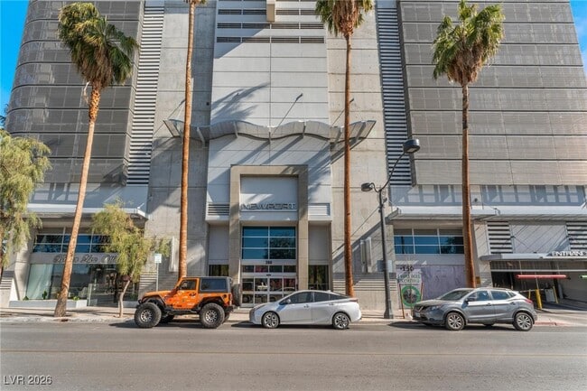 Building Photo - 200 Hoover Ave