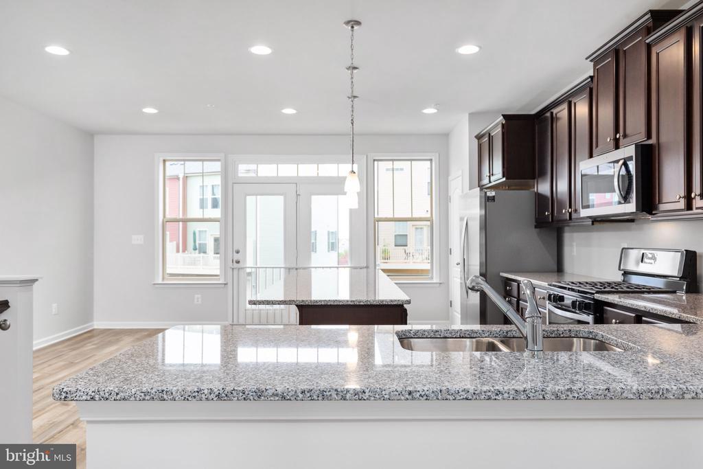 1827 Bird Run, Frederick, MD 21702 Townhome Rentals in Frederick MD