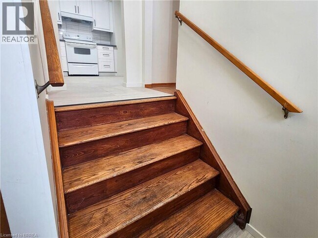 Building Photo - 131 Baldwin Ave