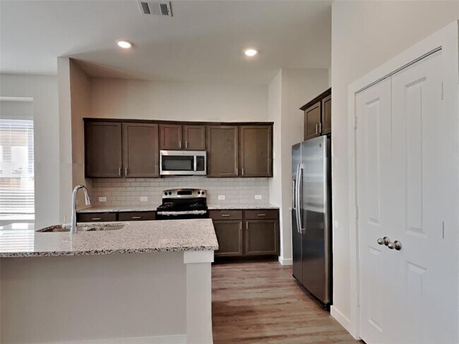 Building Photo - 2338 Cohorn Trl