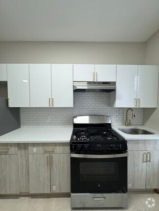 Building Photo - 856 S 16th St