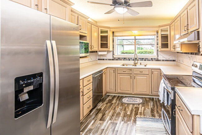 Building Photo - 2277 Oyster Bay Ln