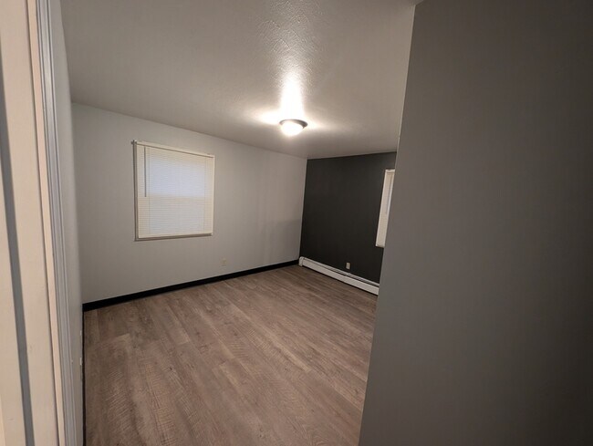 Foto del edificio - 1303 Morris Ave