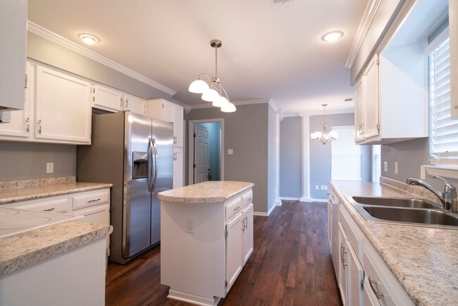 Building Photo - Lovely 4 Bedroom Home in Maumelle
