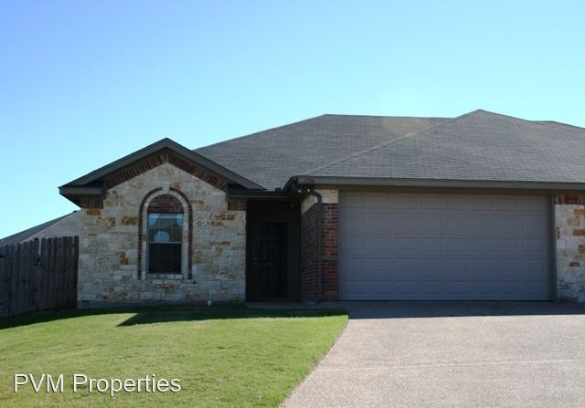 Primary Photo - 3 br, 2 bath Apartment - 3156 Breton