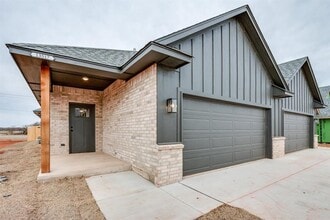 Building Photo - 13517 Calli Ct