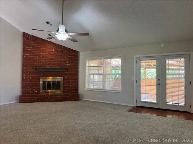 Foto del edificio - 7540 S Trenton Pl
