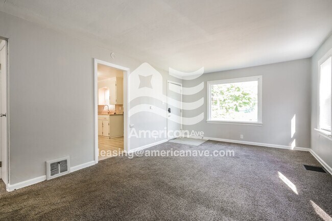 Foto del edificio - 1201 Clover St