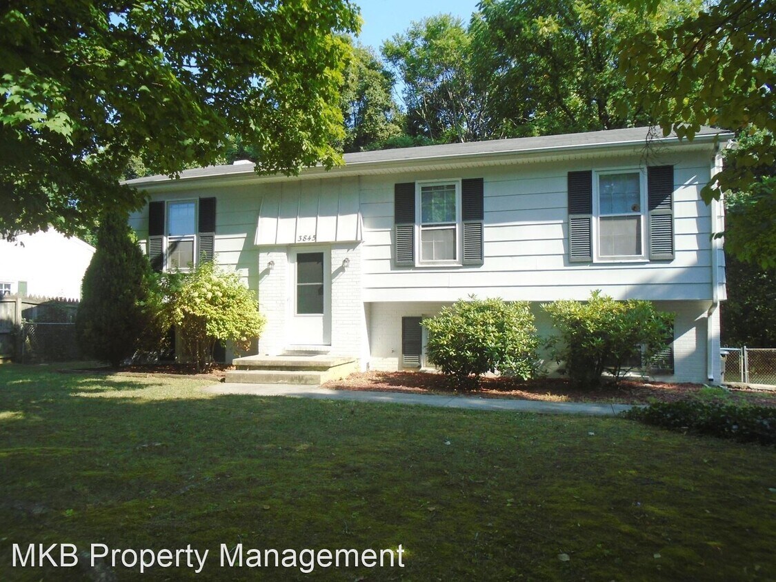 Primary Photo - 4 br, 2 bath House - 3845 Kentland Dr