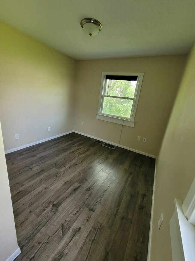 Foto del edificio - 4 Bedroom/ 3 Bath Home
