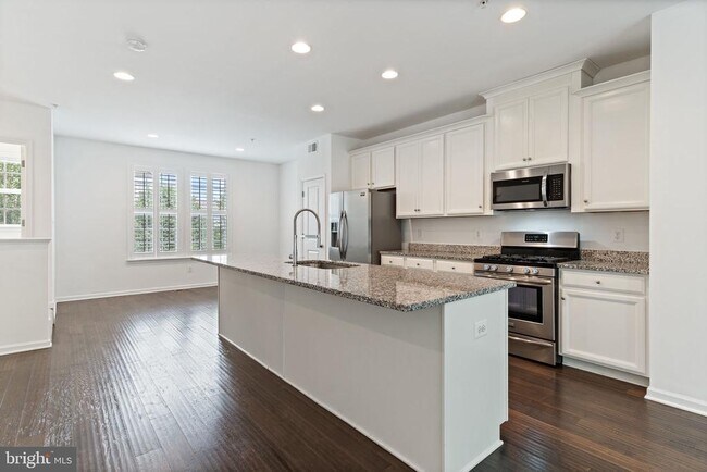 Foto del edificio - 23048 Mountain Laurel Ln