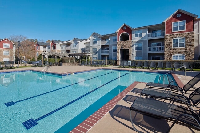 Campus Crossings at Raleigh - Campus Crossings at Raleigh Apartments