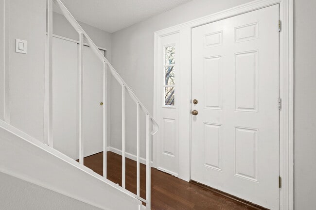 Building Photo - 10411 Corbeil Dr