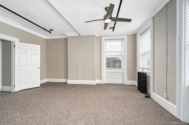 Foto del edificio - 97 Broadway Ave