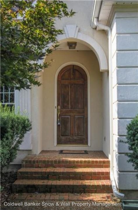 Foto del edificio - 1318 White Oak Ln