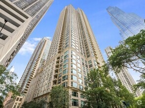 Building Photo - 25 E Superior St