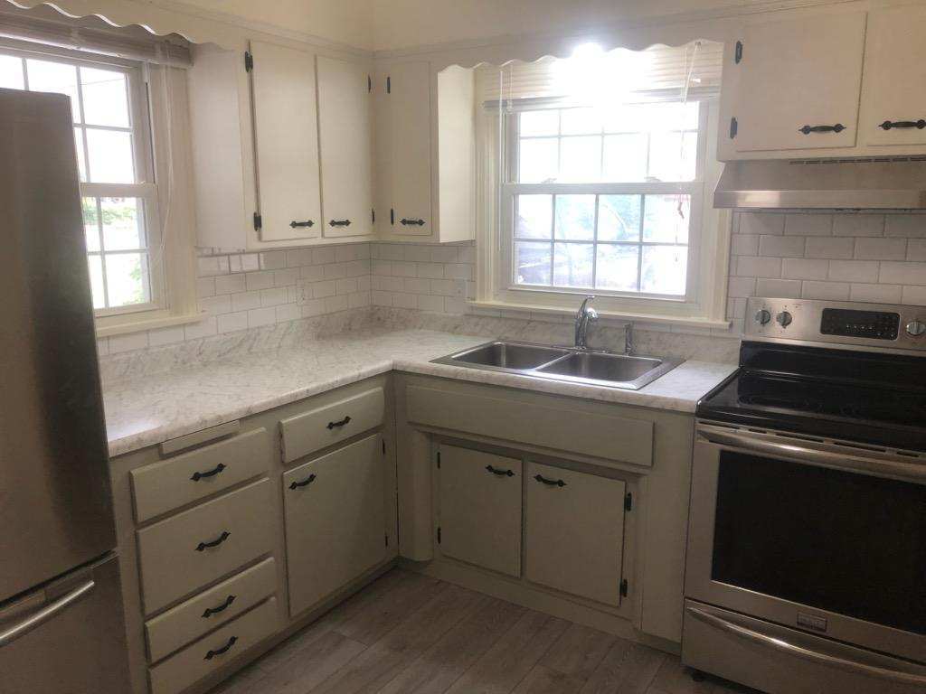 Foto principal - 106 Cherry Ave