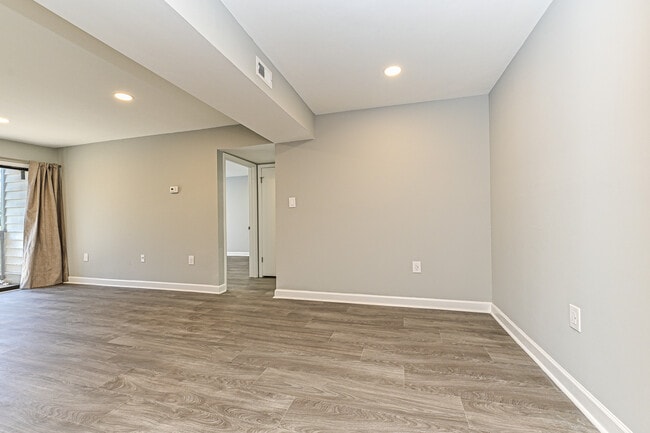 Foto del edificio - 5020-E Sardis Rd