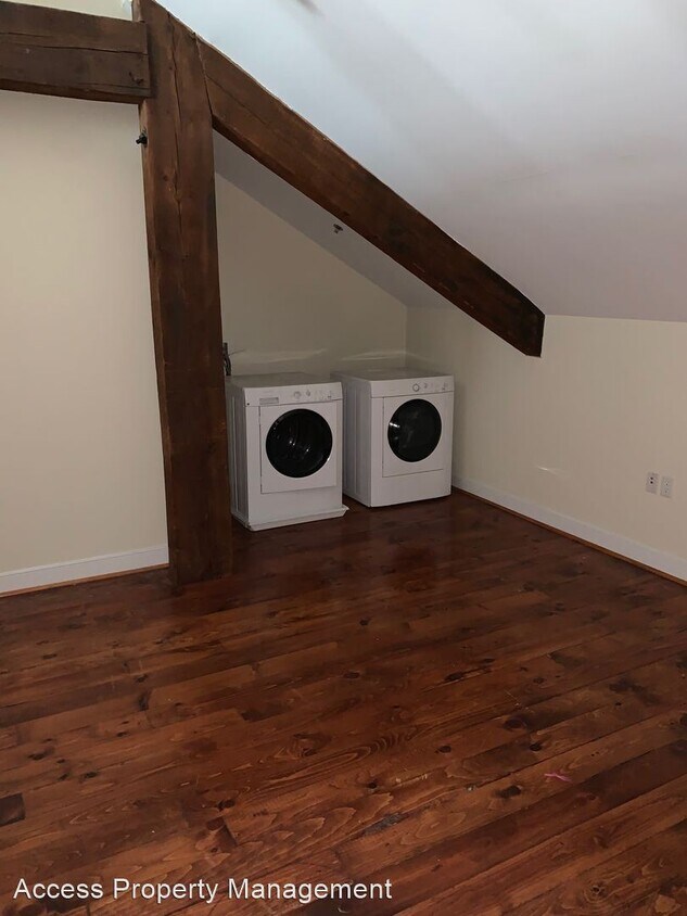 Building Photo - 1 br, 1 bath Apartment - 325 Second Street