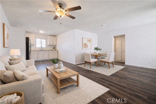 Foto del edificio - 686 E Cottonwood Rd