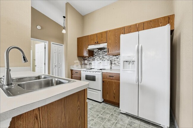 Building Photo - 3255 Grand Pines Dr