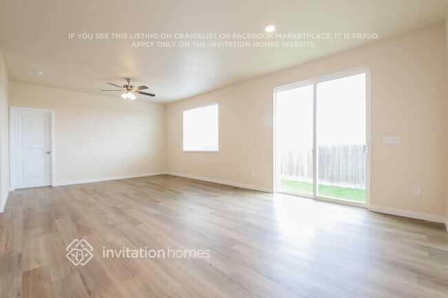 Building Photo - 889 Harvard St