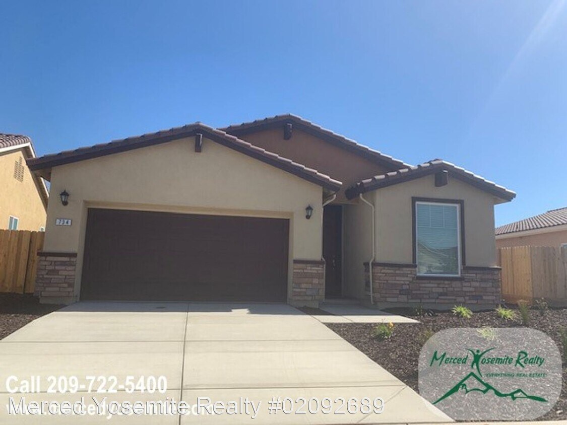 Primary Photo - 3 br, 2 bath House - 734 Andrea Dr.
