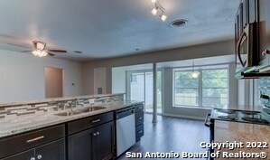 Building Photo - 3818 Killarney Dr