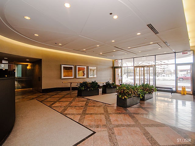 Foto del edificio - 480 N McClurg Ct